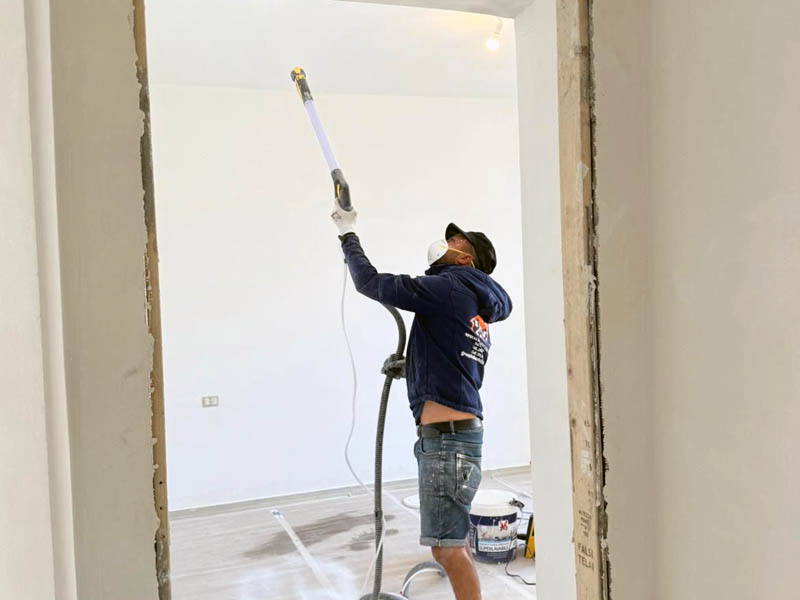 Lavori edili cantiere in corso